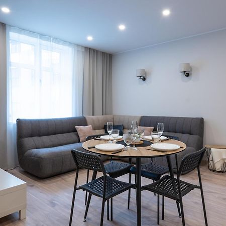 ריגה Friends And Family Vacation Apartments מראה חיצוני תמונה